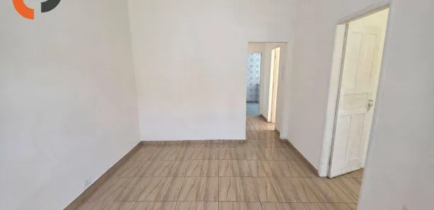 Casa com 2 Quartos para alugar, 57m² no Centro, Nova Iguaçu