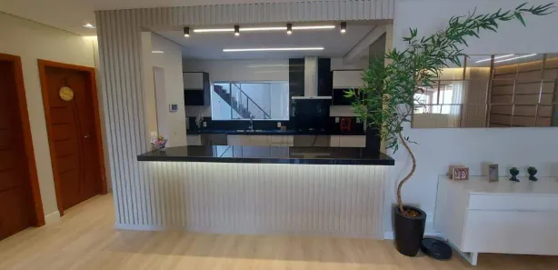 Casa com 3 Quartos à venda, 229m² no Região dos Lagos, Brasília