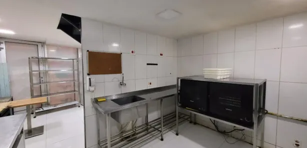 Ponto Comercial para alugar, 77m² no Barra Olímpica, Rio de Janeiro