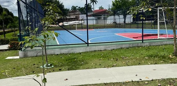 Lote/Terreno à venda, 600m² no Ponta Negra, Manaus