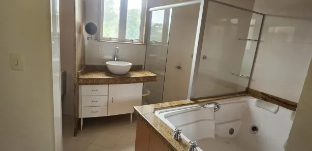 Casa de Condomínio com 4 Quartos para alugar, 300m² no Granja Olga I, Sorocaba