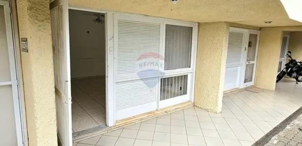 Casa de Condomínio com 2 Quartos para alugar, 83m² no Portinho, Cabo Frio