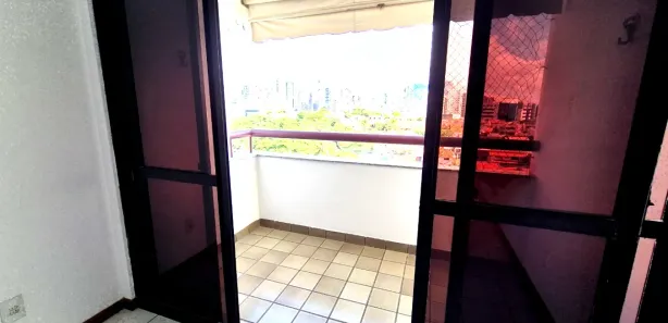 Apartamento com 3 Quartos para alugar, 98m² no Stiep, Salvador