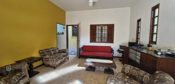 Imóvel Comercial com 4 Quartos para alugar, 185m² no Praia Grande, Arraial do Cabo