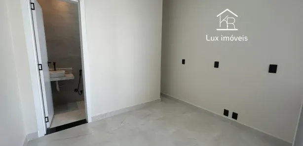 Casa de Condomínio com 4 Quartos à venda, 250m² no Novo Aleixo, Manaus
