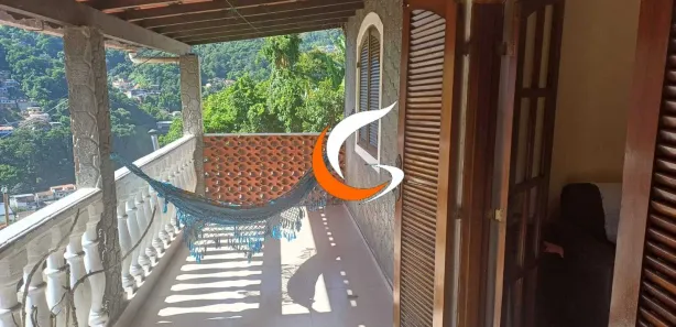 Casa com 3 Quartos para alugar, 90m² no Estrada da Saudade, Petrópolis