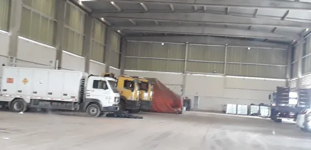Galpão/Depósito/Armazém para alugar, 4000m² no Águas Claras, Salvador