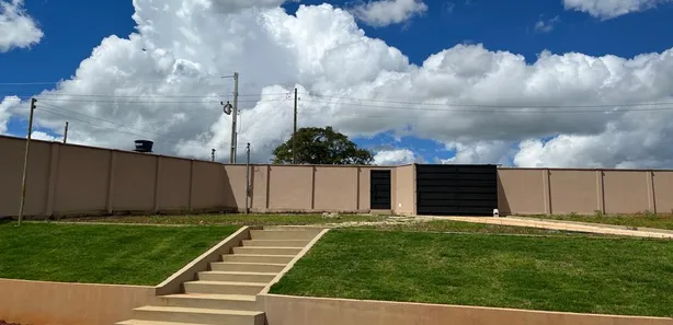 Fazenda/Sítio com 2 Quartos à venda, 218m² no Setor Central, Gameleira de Goiás