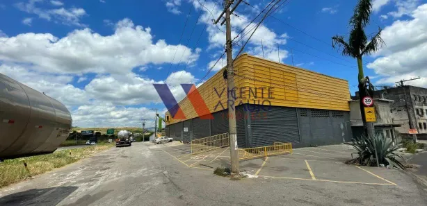 Ponto Comercial para alugar, 944m² no Morada do Trevo, Betim