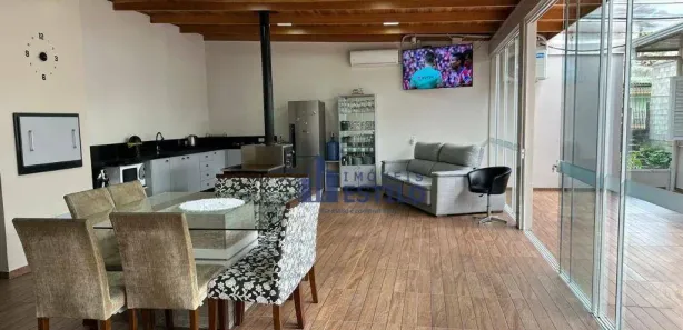 Casa com 2 Quartos à venda, 201m² no Petrópolis, Caxias do Sul
