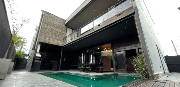 Casa de Condomínio com 4 Quartos para alugar, 516m² no Quiririm, Taubaté