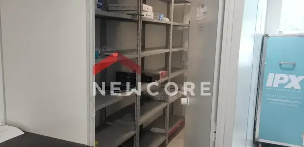 Sala Comercial com 1 Quarto à venda, 35m² no São Francisco, Niterói