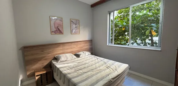 Apartamento com 2 Quartos para alugar, 90m² no Leme, Rio de Janeiro