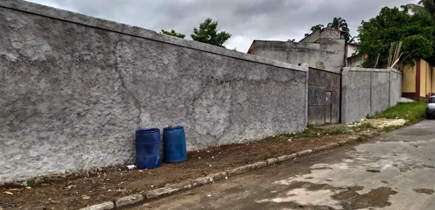 Galpão/Depósito/Armazém para venda ou aluguel, 900m² no Centro, Nova Iguaçu