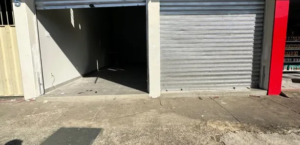 Ponto Comercial para alugar, 48m² no Angola, Betim