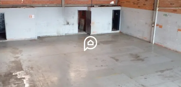 Galpão/Depósito/Armazém para alugar, 330m² no Esplanada, Caxias do Sul