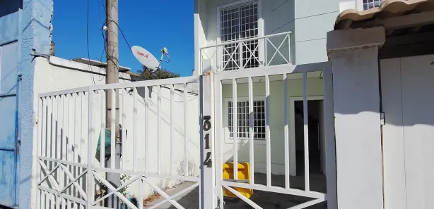 Casa com 2 Quartos para alugar, 110m² no Alvarez, Nova Iguaçu