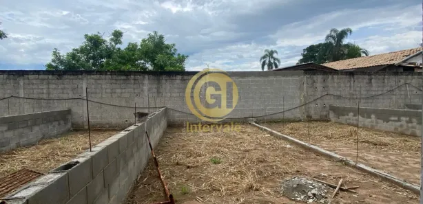 Casa de Condomínio com 2 Quartos à venda, 100m² no Vila Areao, Taubaté