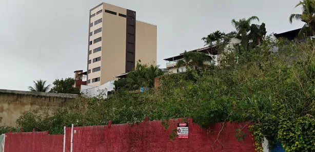 Lote/Terreno à venda, 330m² no Jardim Placaford, Salvador