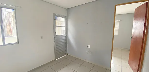 Casa com 1 Quarto para alugar, 60m² no Parque Santa Teresa, Carapicuíba