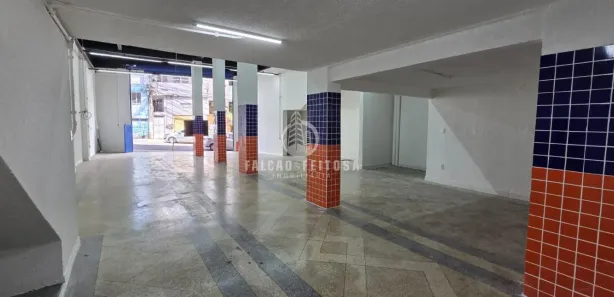 Galpão/Depósito/Armazém para alugar, 200m² no Engenho Velho da Federação, Salvador