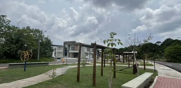 Casa de Condomínio com 3 Quartos para venda ou aluguel, 200m² no Ponta Negra, Manaus