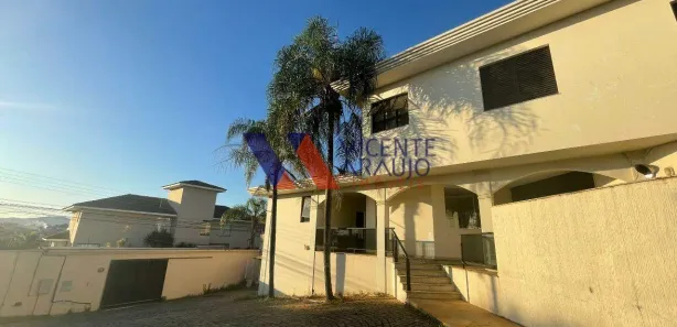 Casa com 5 Quartos para alugar, 700m² no Ingá Alto, Betim