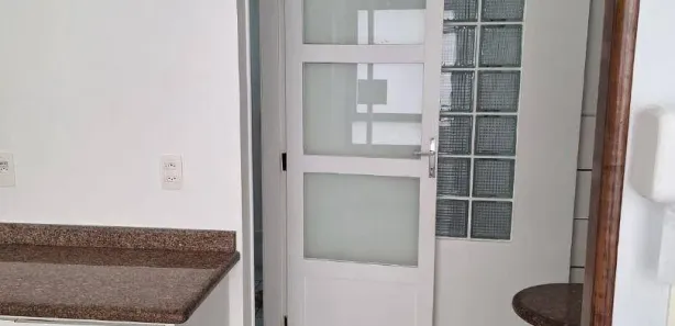 Sala Comercial para venda ou aluguel, 25m² no Pituba, Salvador