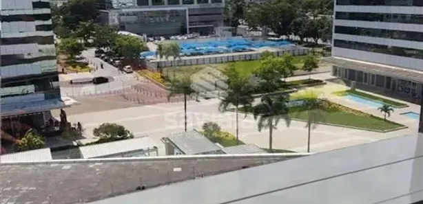 Ponto Comercial para alugar, 172m² no Barra Olímpica, Rio de Janeiro