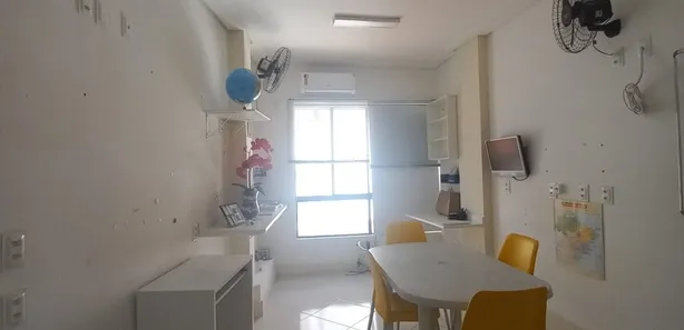 Sala Comercial à venda, 27m² no Pituba, Salvador