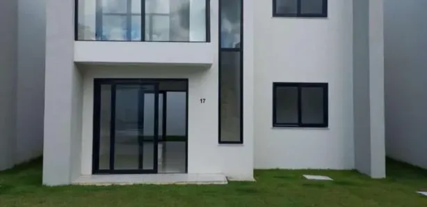 Casa de Condomínio com 4 Quartos à venda, 166m² no Buraquinho, Lauro de Freitas