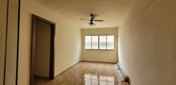 Apartamento com 2 Quartos para alugar, 65m² no Tanque, Rio de Janeiro
