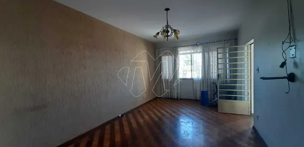 Casa com 2 Quartos à venda, 229m² no Centro, Araraquara