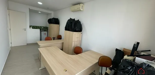 Sala Comercial para venda ou aluguel, 45m² no Boqueirão, Santos