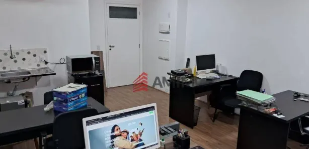 Sala Comercial à venda, 25m² no São Domingos, Niterói