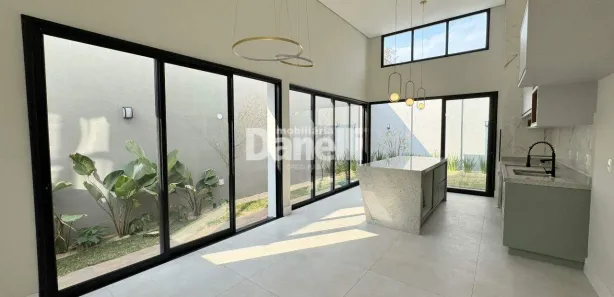 Casa de Condomínio com 3 Quartos para alugar, 110m² no Loteamento Residencial Fazenda Casa Grande, Taubaté