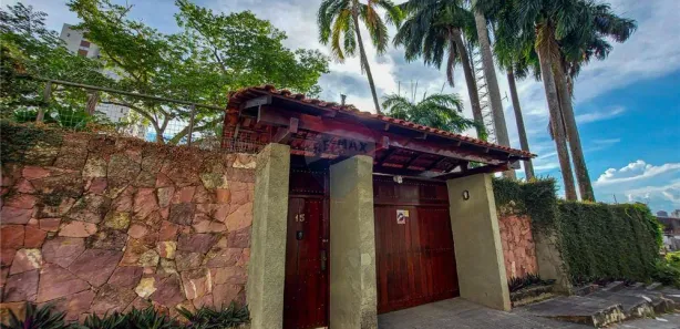 Casa com 4 Quartos à venda, 736m² no Aleixo, Manaus