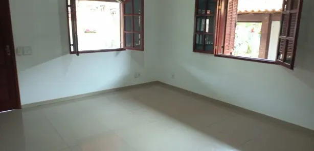 Casa com 3 Quartos para alugar, 220m² no Ponte dos Leites, Araruama