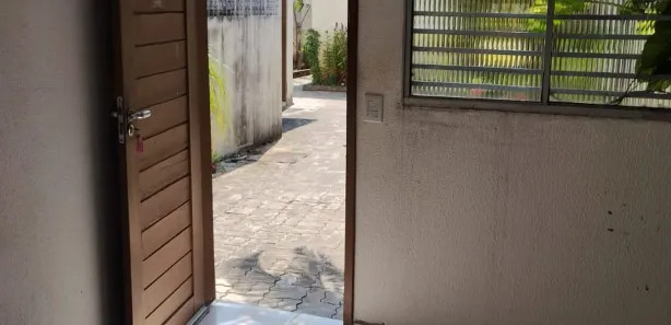 Casa com 2 Quartos para alugar, 35m² no Alecrim, Natal