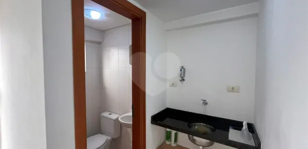 Sala Comercial para venda ou aluguel, 45m² no Embaré, Santos