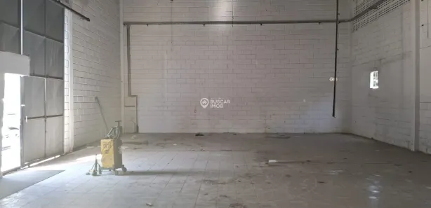 Galpão/Depósito/Armazém para alugar, 200m² no Buraquinho, Lauro de Freitas