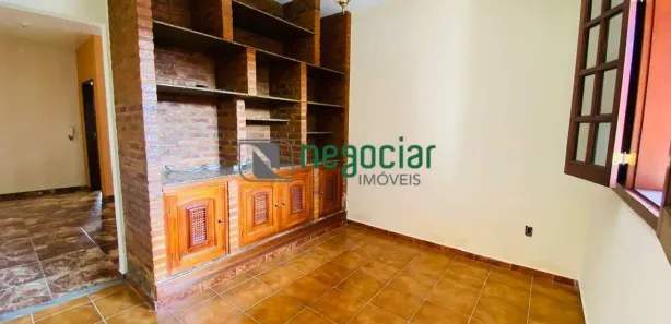 Casa com 3 Quartos para alugar, 200m² no Ingá, Betim