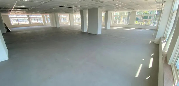 Sala Comercial para alugar, 570m² no Barra Olímpica, Rio de Janeiro