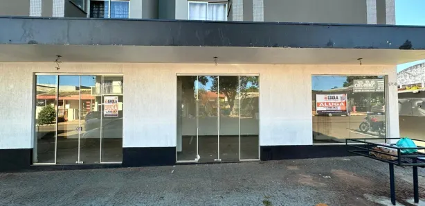 Sala Comercial para alugar, 218m² no Centro, Campo Mourão