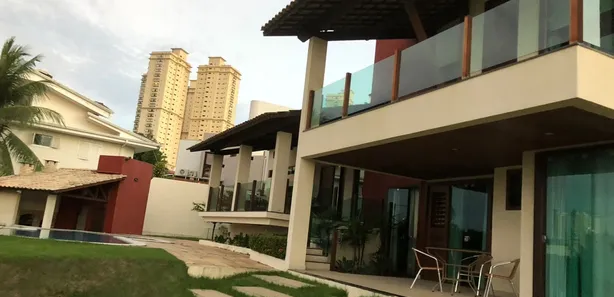 Casa de Condomínio com 4 Quartos para venda ou aluguel, 550m² no Candelária, Natal