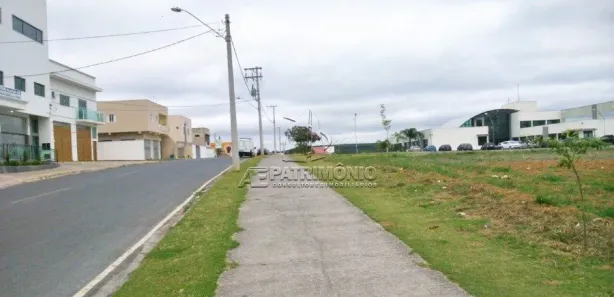 Sala Comercial para alugar, 38m² no Terras de São João, Salto de Pirapora