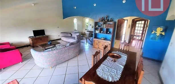 Casa de Condomínio com 5 Quartos para venda ou aluguel, 250m² no , Piracaia