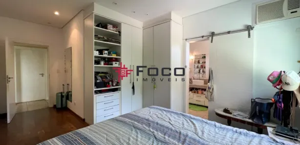 Casa de Condomínio com 4 Quartos à venda, 570m² no Vila Bandeirantes, Caçapava