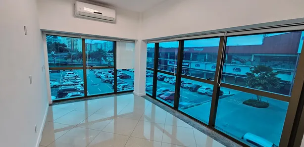 Sala Comercial para alugar, 160m² no Barra Olímpica, Rio de Janeiro