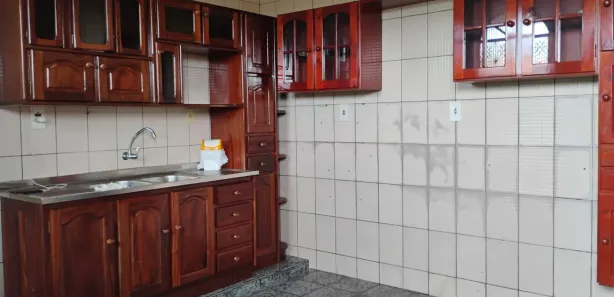 Casa com 4 Quartos à venda, 200m² no São Jorge, Manaus